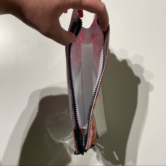 NWOT Shiseido Ginza Tokyo Cosmetic Bag - Picture 6 of 6